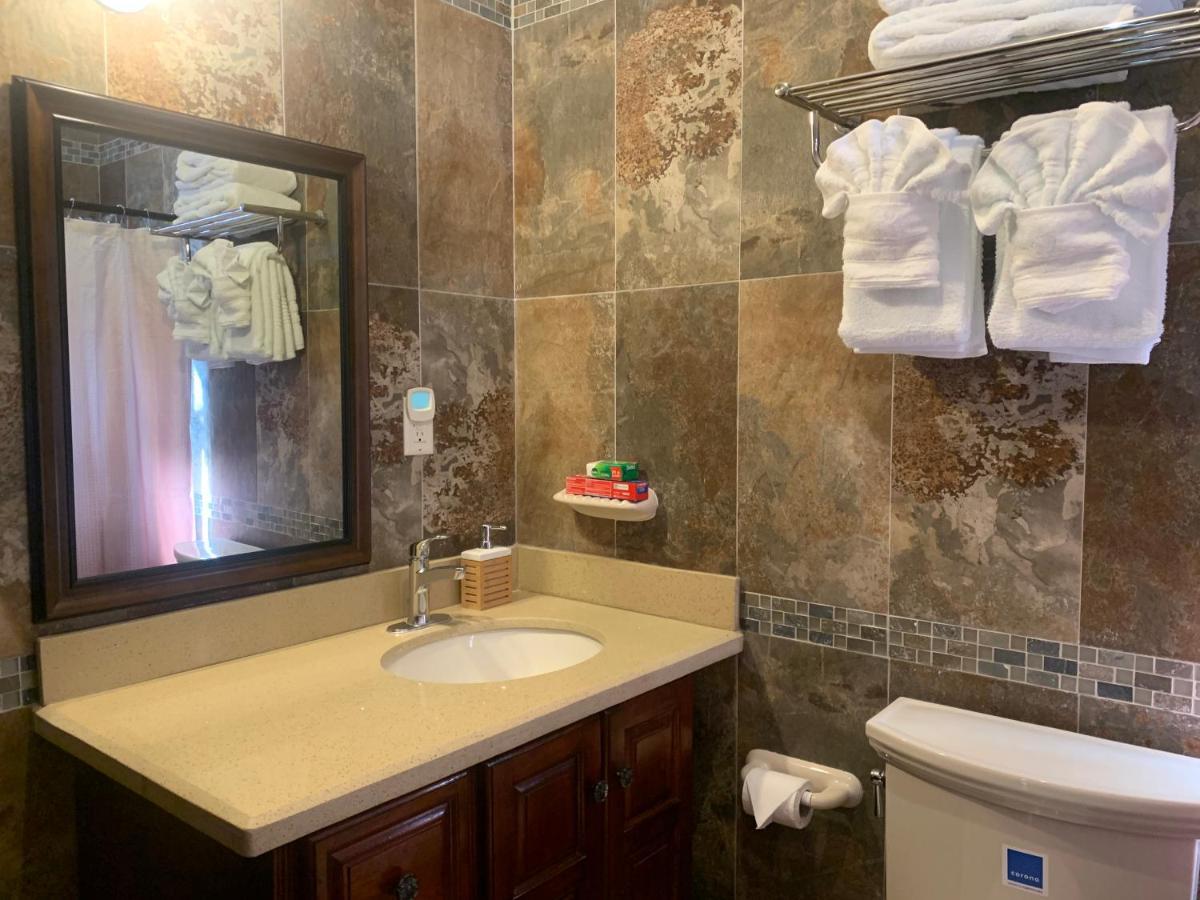 White House By White River Ocho Rios Exterior photo