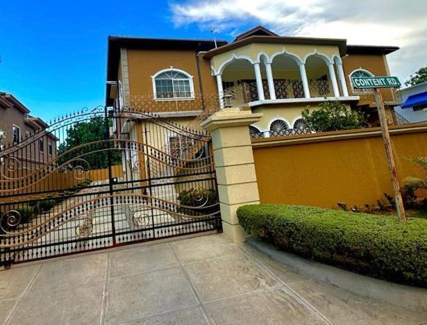 White House By White River Ocho Rios Exterior photo